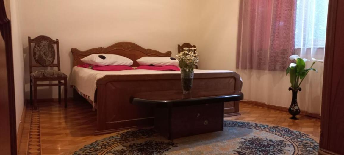 Сибиряк Tskaltubo Bagian luar foto